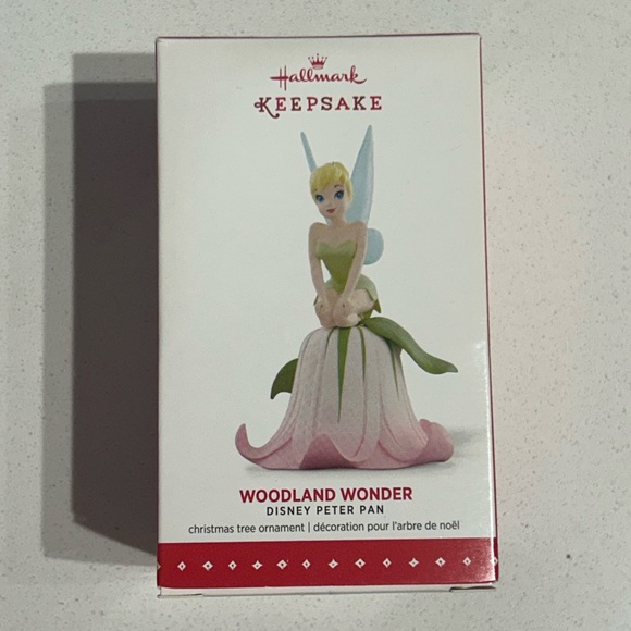 2015 Hallmark Tinker Bell Keepsake Ornament - Picture 2 of 3